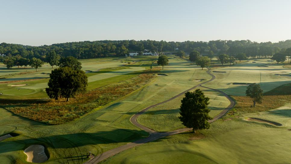 /content/dam/images/golfdigest/fullset/course-photos-for-places-to-play/Holston-Hills-Country-Club-Tees-10549.jpg