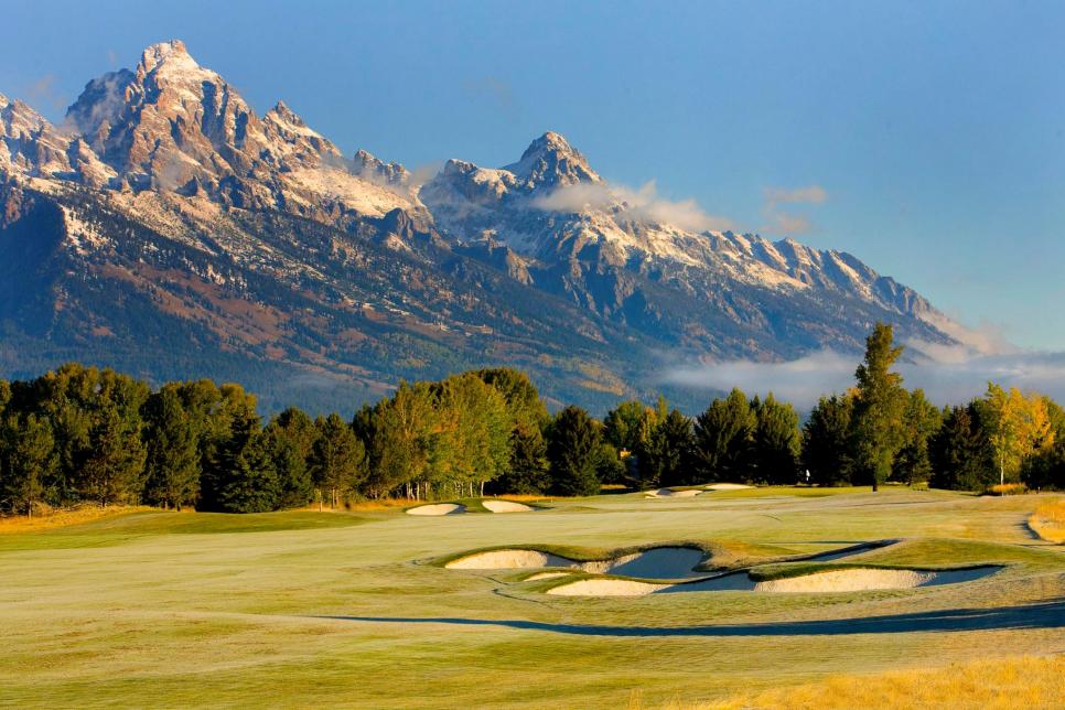 /content/dam/images/golfdigest/fullset/course-photos-for-places-to-play/Jackson-Hole-GC-Hole2-Wyoming-12417.jpg