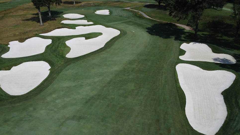 /content/dam/images/golfdigest/fullset/course-photos-for-places-to-play/Lancaster-CC-5-Pennsylvania-23259.JPG