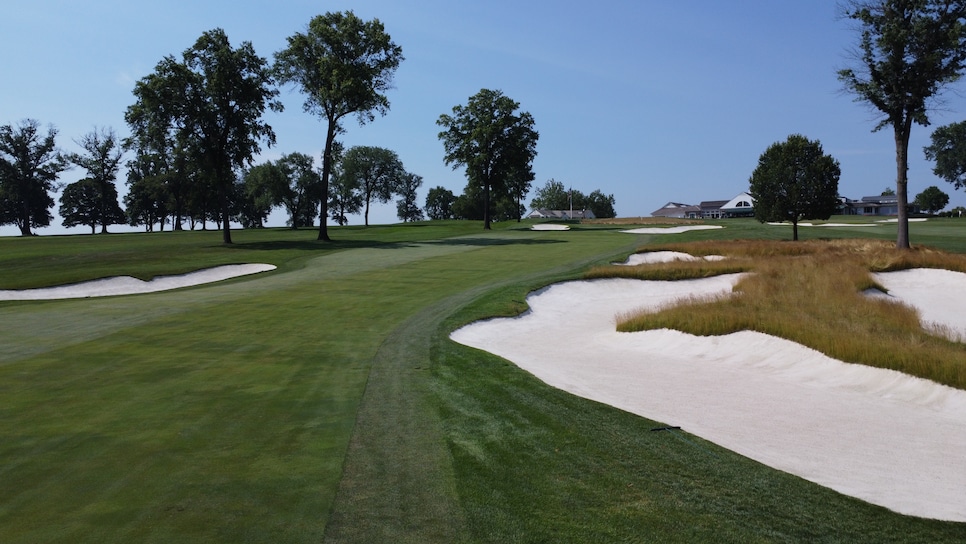 /content/dam/images/golfdigest/fullset/course-photos-for-places-to-play/Lancaster-CC-6-Pennsylvania-23259.JPG