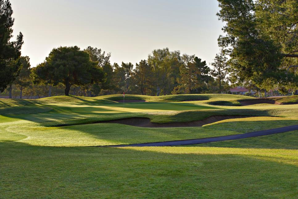 /content/dam/images/golfdigest/fullset/course-photos-for-places-to-play/McCormick-Ranch-Golf-Club-Pine-Course-425.jpg