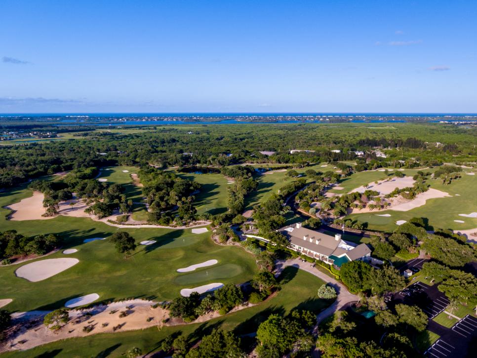 /content/dam/images/golfdigest/fullset/course-photos-for-places-to-play/Moorings-Yacht-Golf-Club-Hawks-Nest-Aerial-12520.jpg