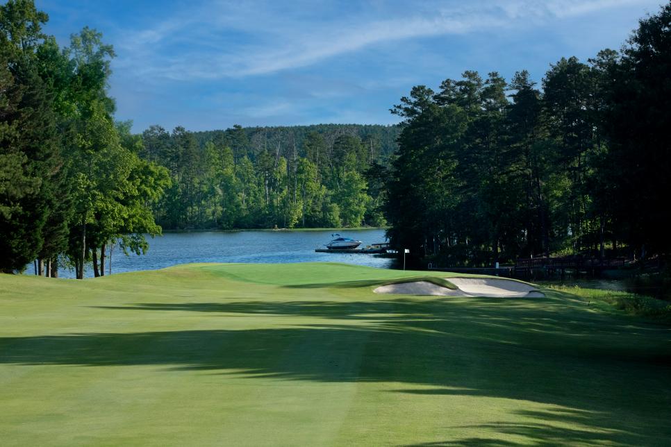 /content/dam/images/golfdigest/fullset/course-photos-for-places-to-play/Old-North-State-Club-1-North-Carolina-16140.jpg