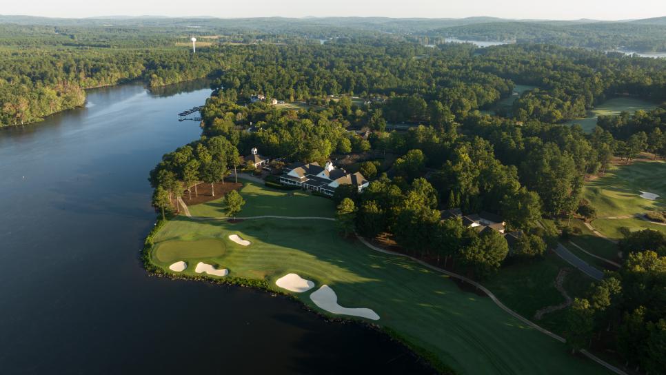 /content/dam/images/golfdigest/fullset/course-photos-for-places-to-play/Old-North-State-Club-LakeLand-16140.jpg