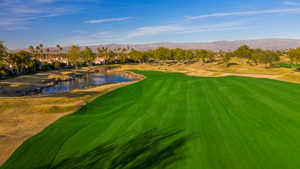 /content/dam/images/golfdigest/fullset/course-photos-for-places-to-play/PGAWestStadium C11-drone_DJI_0200-HDR - 1.7.jpg