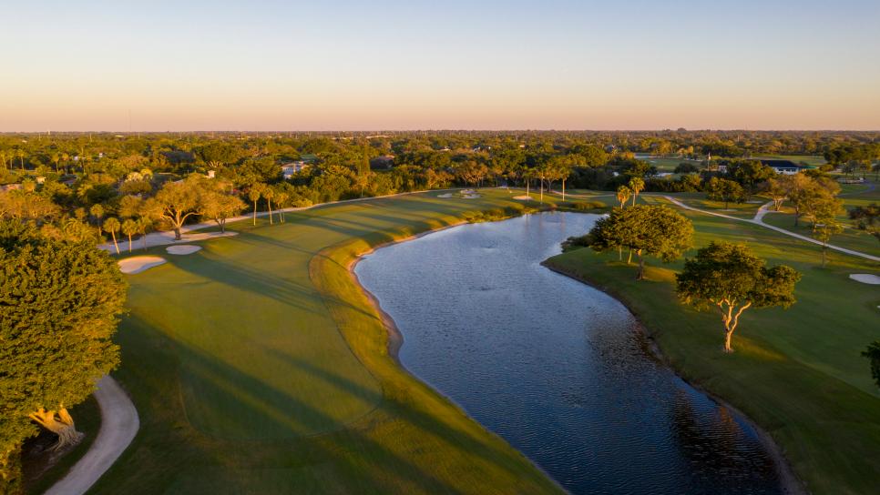 /content/dam/images/golfdigest/fullset/course-photos-for-places-to-play/Pine-Tree-GC-Hole7-Florida-2149.jpg