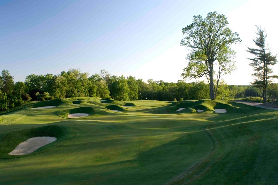 /content/dam/images/golfdigest/fullset/course-photos-for-places-to-play/Pound-Ridge-Golf-Course-Hole5-8257.jpg