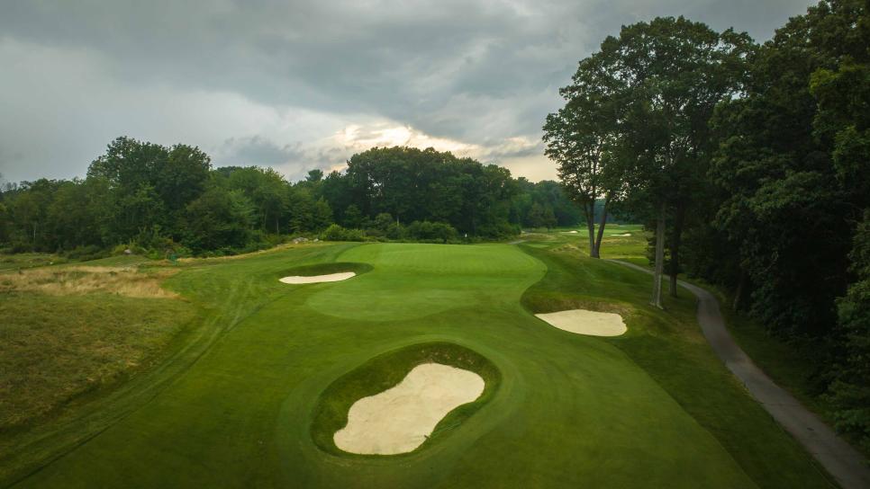 /content/dam/images/golfdigest/fullset/course-photos-for-places-to-play/SalemCC-8-13green-4851.jpg