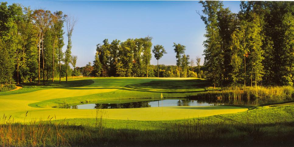 /content/dam/images/golfdigest/fullset/course-photos-for-places-to-play/Sand-Ridge-Hole10-Ohio-18172.jpg