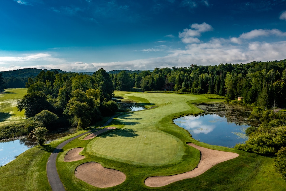 shanty-creek-schuss-mountain-eighteenth-hole-25949