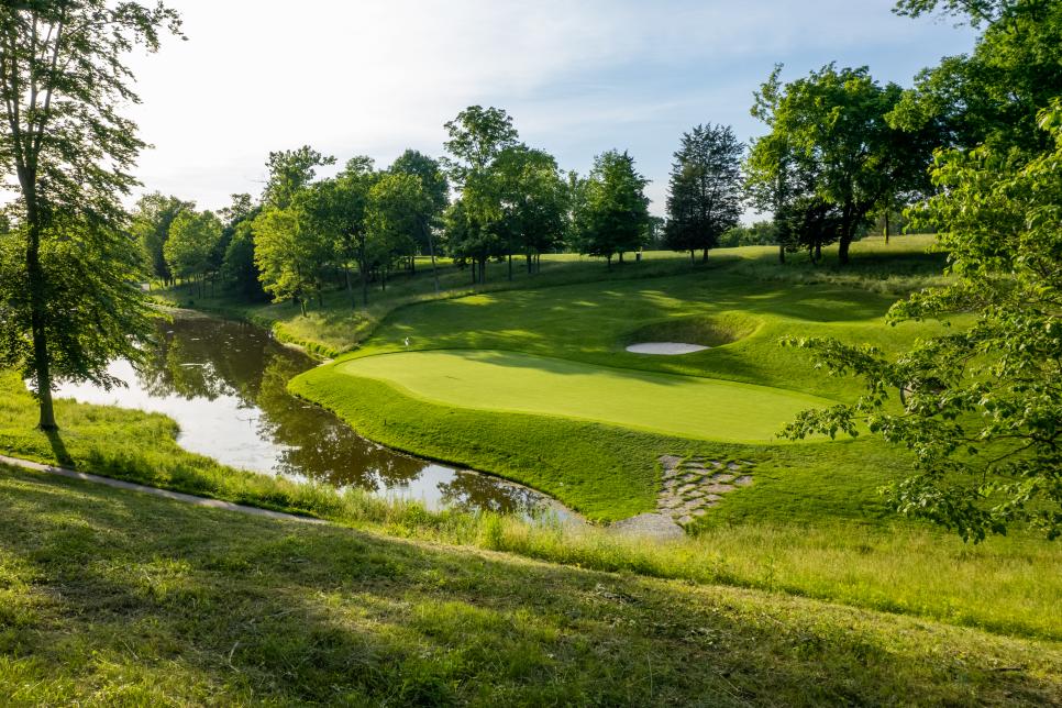/content/dam/images/golfdigest/fullset/course-photos-for-places-to-play/Stonelick-Hills-GC-Pond-24412.jpg