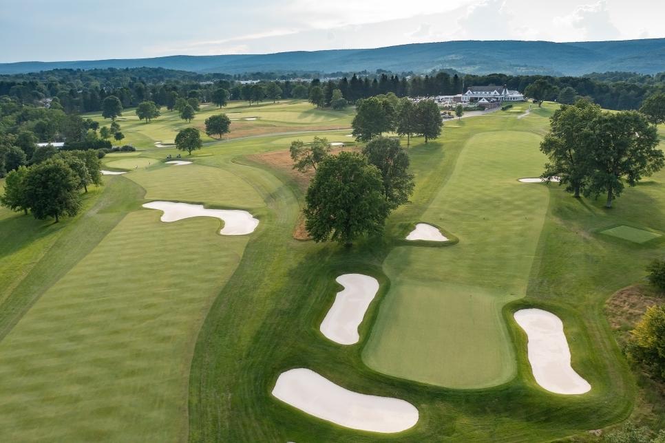 /content/dam/images/golfdigest/fullset/course-photos-for-places-to-play/Sunnehanna-Hole15-Pennsylvania-9977.jpg