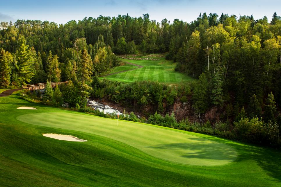 superior-national-lutsen-river-and-canyon-fifteenth-hole-6059