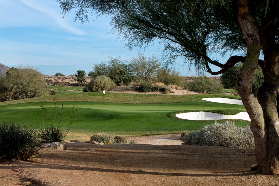 tpc-scottsdale-champions-eleventh-hole-12553