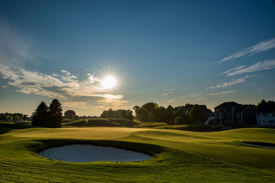 /content/dam/images/golfdigest/fullset/course-photos-for-places-to-play/TPC-Twin-Cities-Hole16-David-Parker-19251.jpg