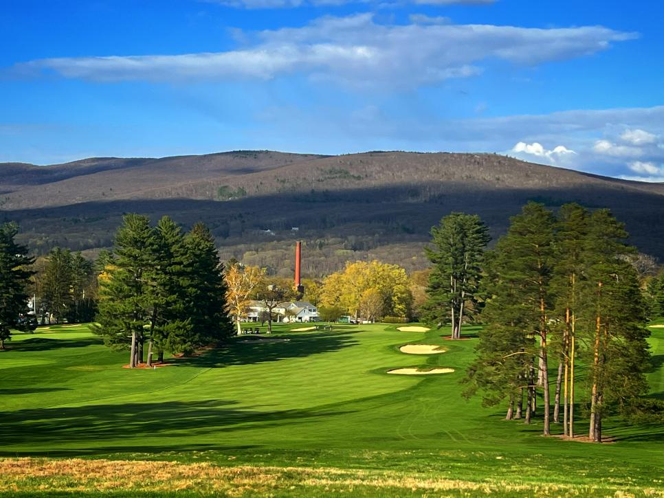 /content/dam/images/golfdigest/fullset/course-photos-for-places-to-play/Taconic-2-Massachusetts-4800.JPG