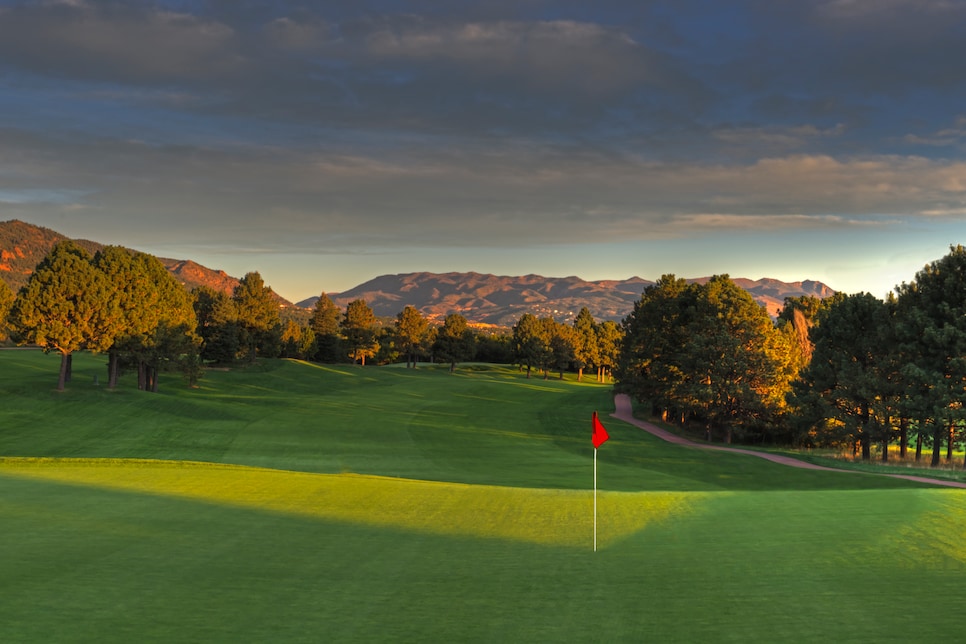 broadmoor-golf-club-east-eleventh-hole-1251