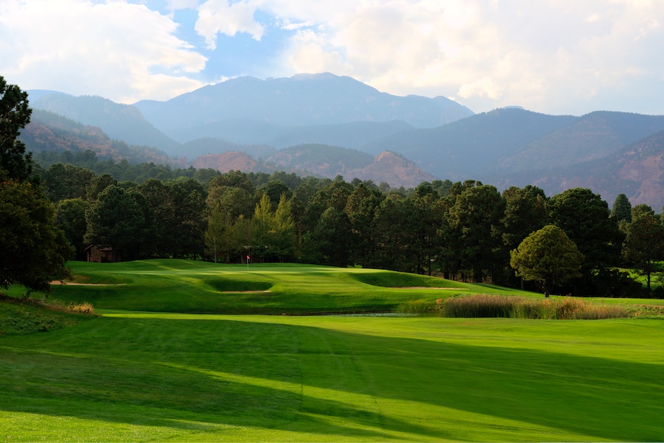 broadmoor-golf-club-east-ninth-hole-1251