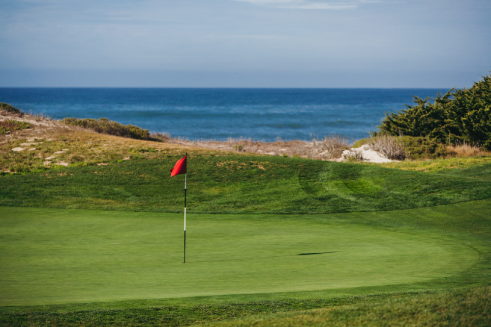 /content/dam/images/golfdigest/fullset/course-photos-for-places-to-play/The-Links-at-Spanish-Bay-Pebble-Beach-12494.png