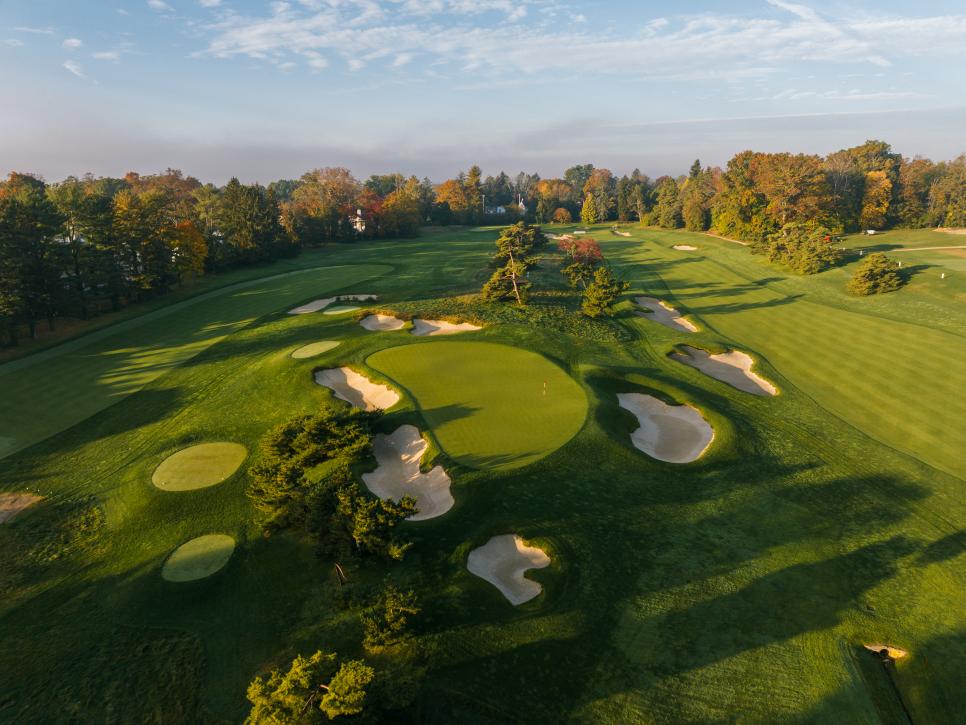 /content/dam/images/golfdigest/fullset/course-photos-for-places-to-play/The-Merion-Golf-Club-East-FrwyGreen-9780.jpg