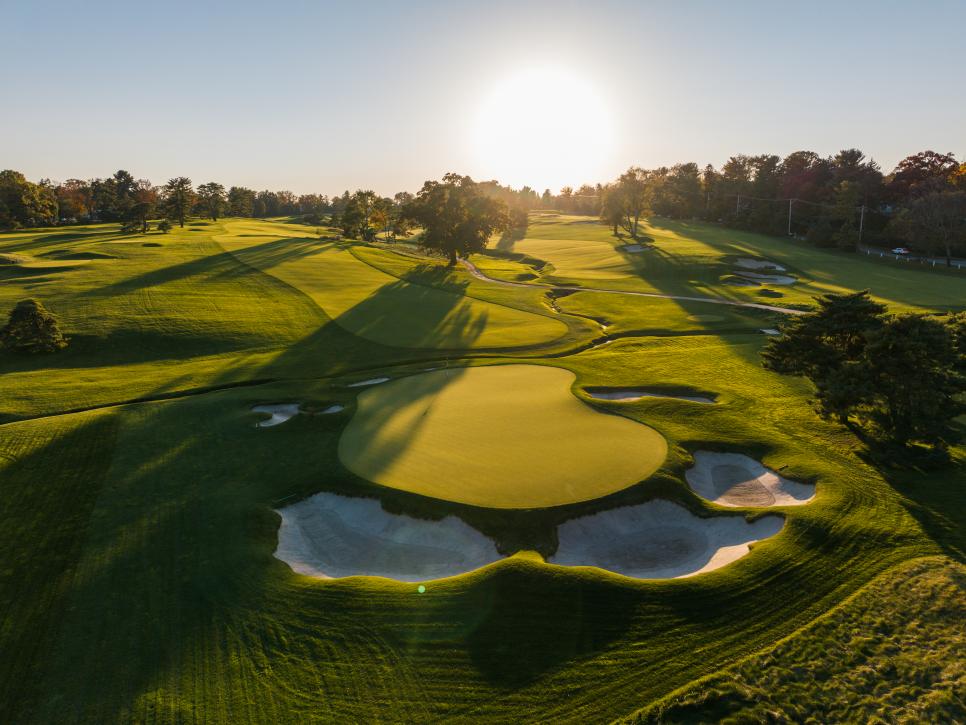 /content/dam/images/golfdigest/fullset/course-photos-for-places-to-play/The-Merion-Golf-Club-East-Sands-9780.jpg