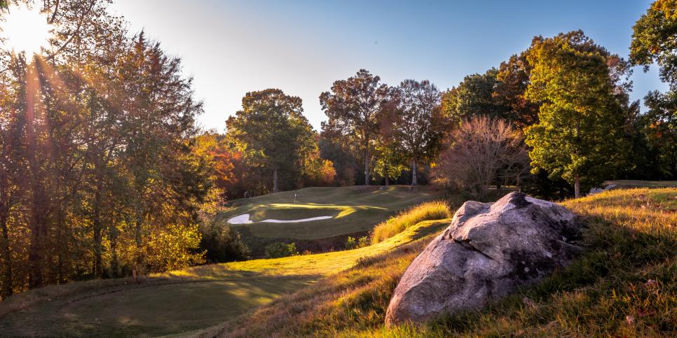 /content/dam/images/golfdigest/fullset/course-photos-for-places-to-play/Treyburn-1-North-Carolina-12957.jpg