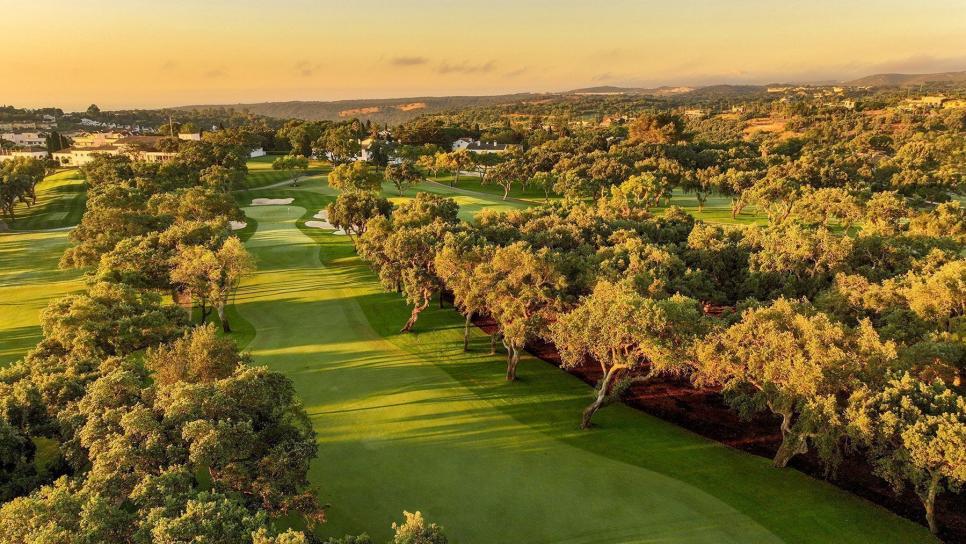 /content/dam/images/golfdigest/fullset/course-photos-for-places-to-play/Valderrama bird eye view sunset .jpg