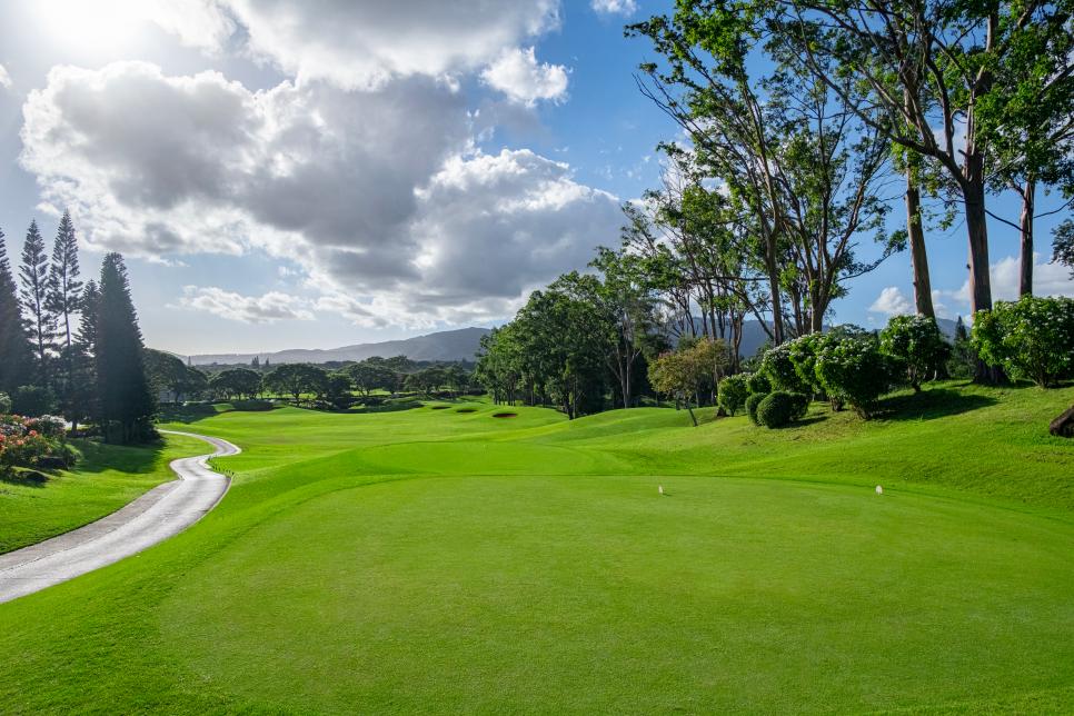 /content/dam/images/golfdigest/fullset/course-photos-for-places-to-play/Waikele-Country-Club-Tee-16370.jpg