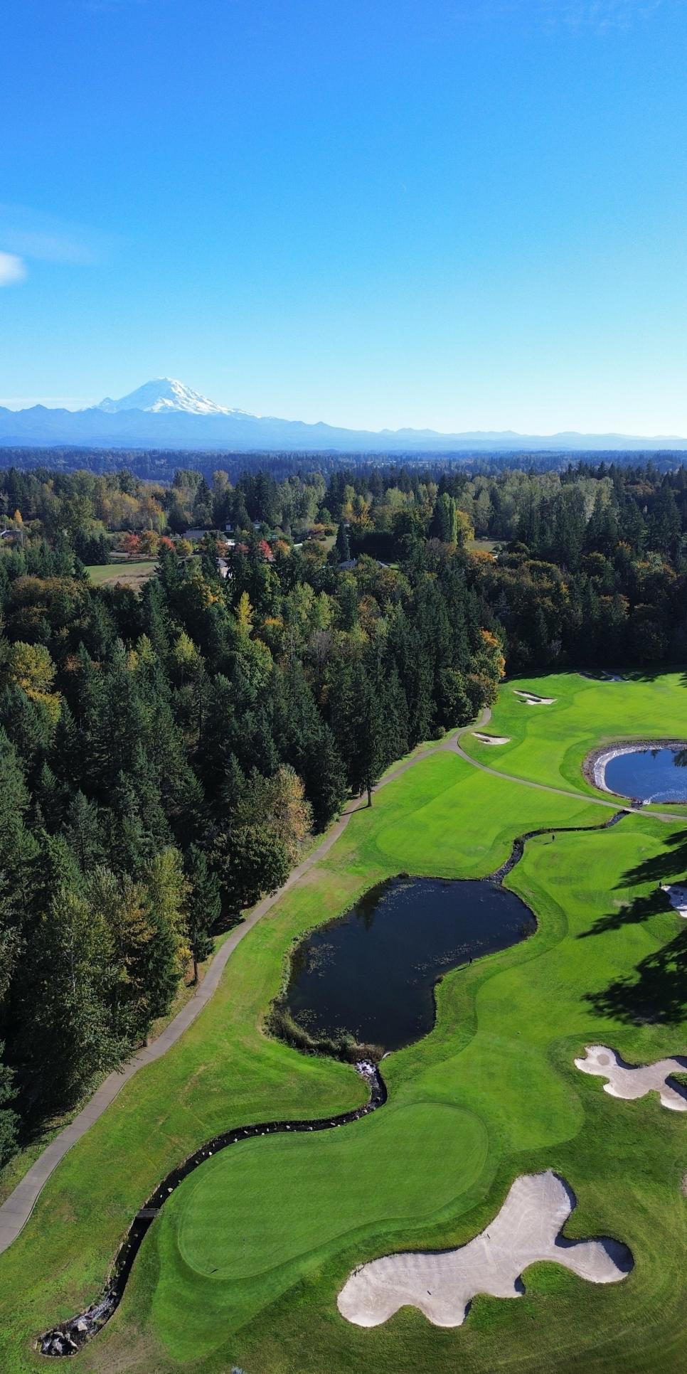 /content/dam/images/golfdigest/fullset/course-photos-for-places-to-play/Washington-National-Aerial-19324.jpeg