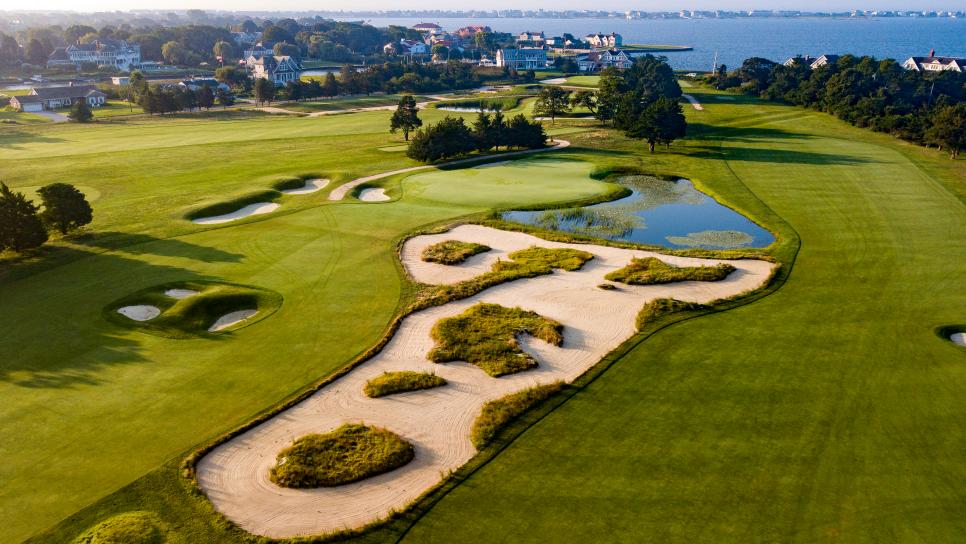 /content/dam/images/golfdigest/fullset/course-photos-for-places-to-play/Westhampton-CC14th-NewYork-8477.jpg