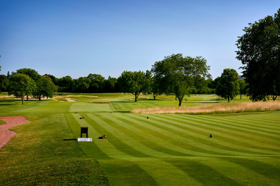 /content/dam/images/golfdigest/fullset/course-photos-for-places-to-play/Westmoreland-Hole1-Illinois-3716.jpg
