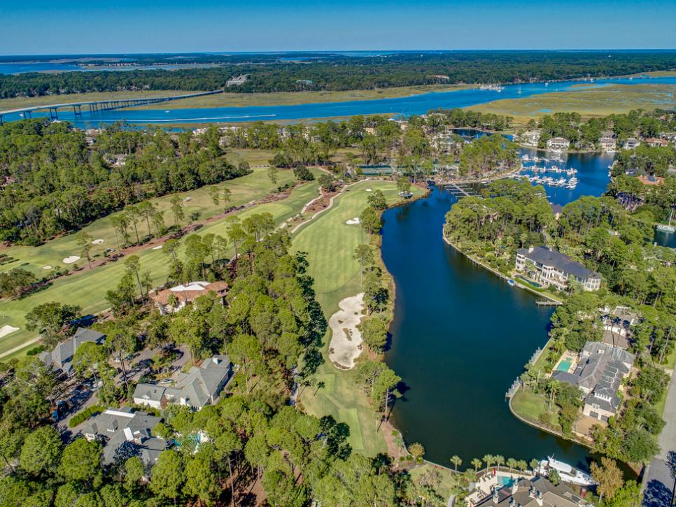 /content/dam/images/golfdigest/fullset/course-photos-for-places-to-play/Wexford-GC-Hole9-South-Carolina-10361.jpg