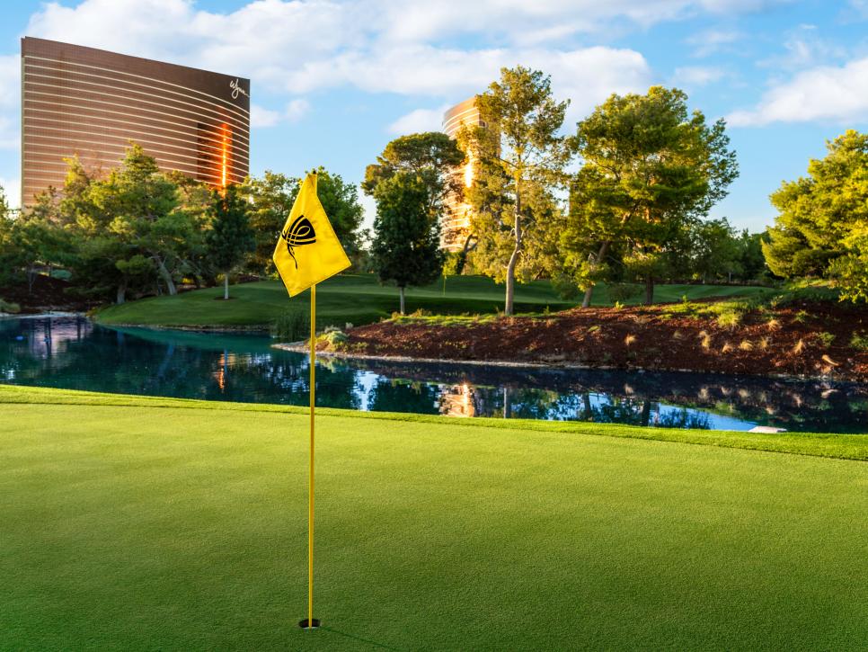/content/dam/images/golfdigest/fullset/course-photos-for-places-to-play/Wynn Golf Club 12th hole.jpg