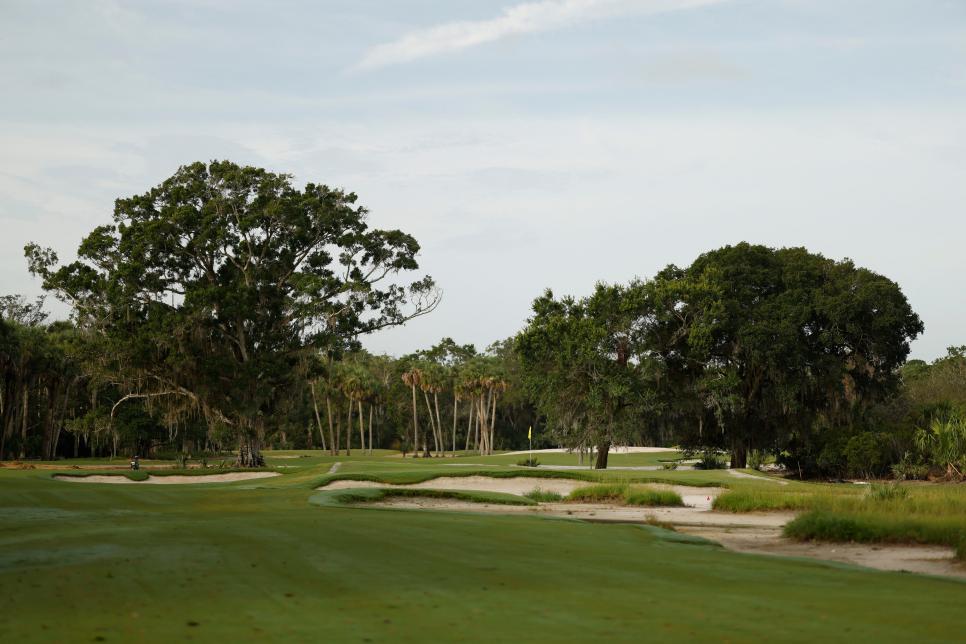 /content/dam/images/golfdigest/fullset/course-photos-for-places-to-play/apogee-florida-gil-hanse-courses.JPG