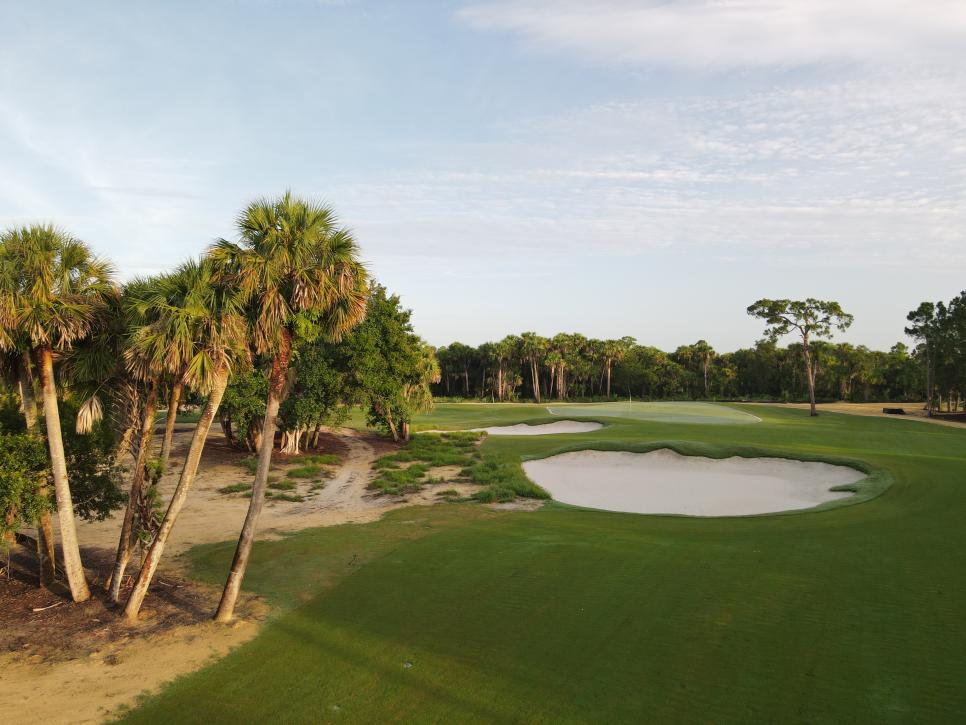 /content/dam/images/golfdigest/fullset/course-photos-for-places-to-play/apogee-florida-gil-hanse.JPG