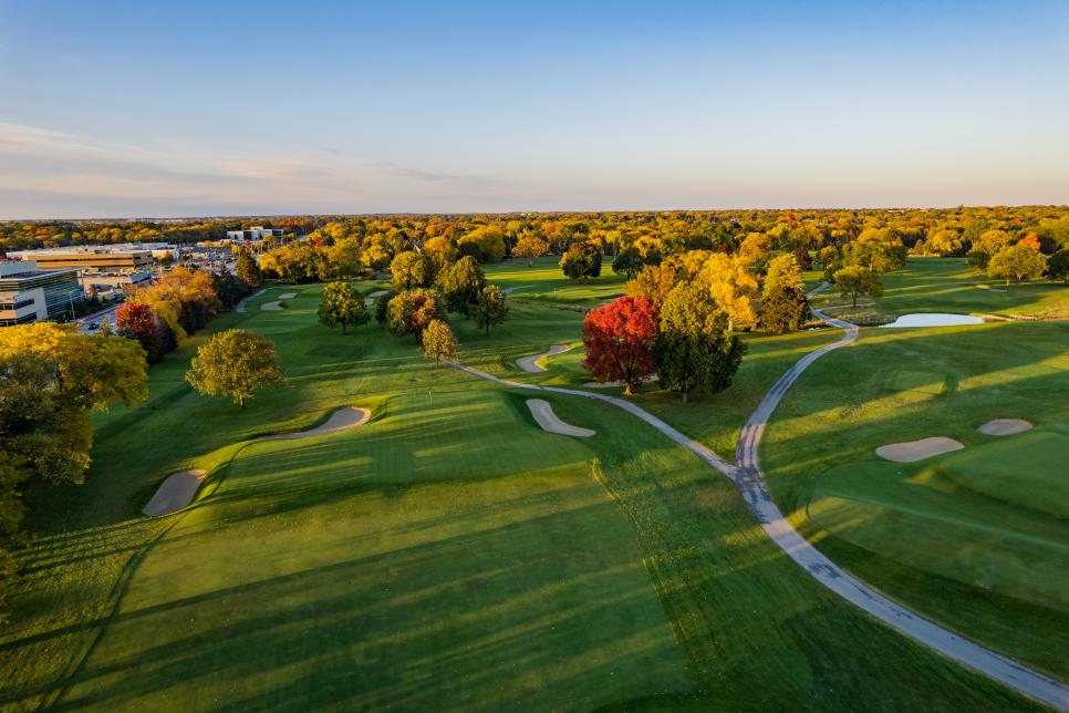 /content/dam/images/golfdigest/fullset/course-photos-for-places-to-play/blue-mound-golf-and-country-club-wisconsin-second-11928.jpg