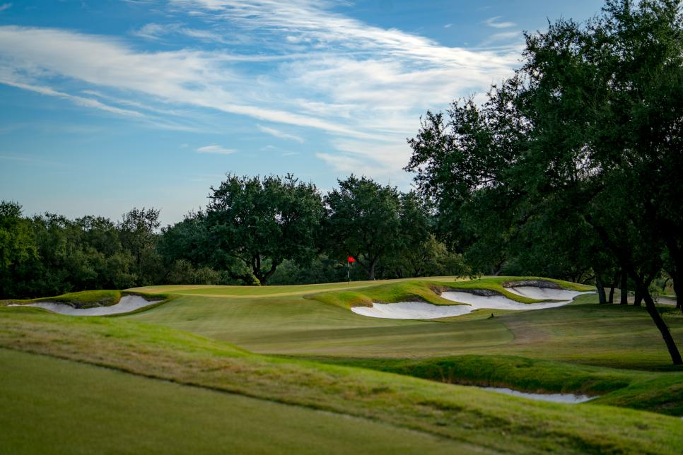 /content/dam/images/golfdigest/fullset/course-photos-for-places-to-play/briggs-ranch-san-antonio-texas-sixteen-21315.jpg