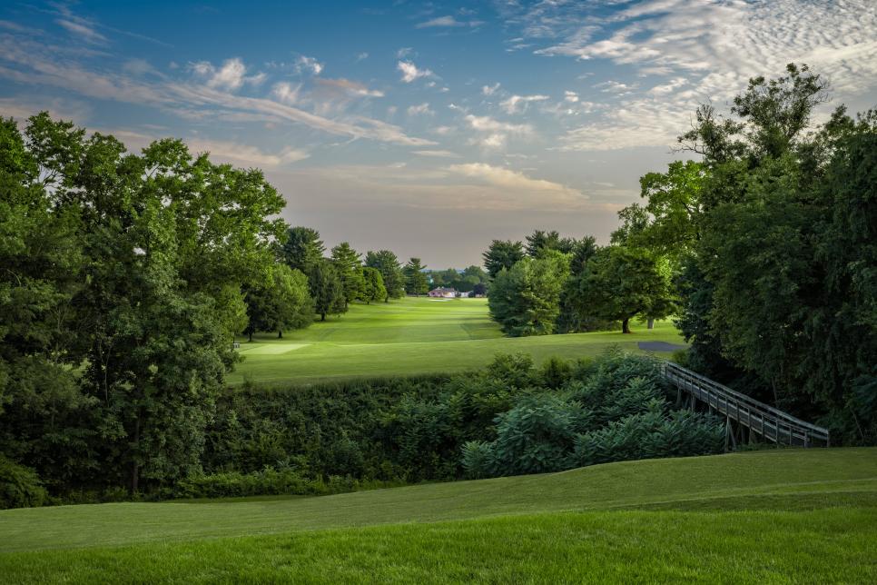 /content/dam/images/golfdigest/fullset/course-photos-for-places-to-play/carlisle-country-club-eighteenth-hole-9534.jpg