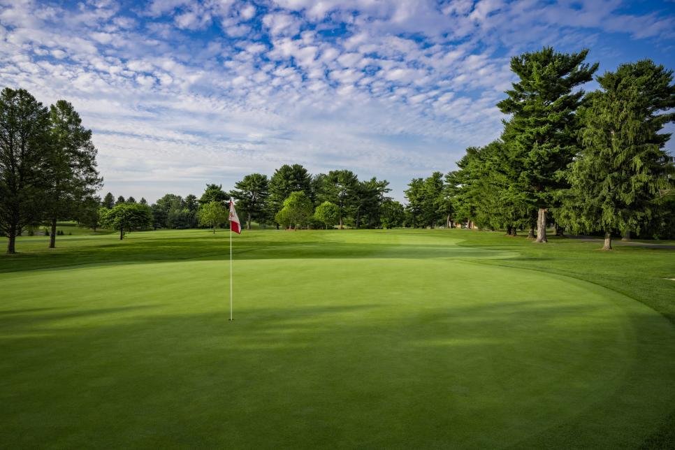 /content/dam/images/golfdigest/fullset/course-photos-for-places-to-play/carlisle-country-club-eighth-hole-9534.jpg