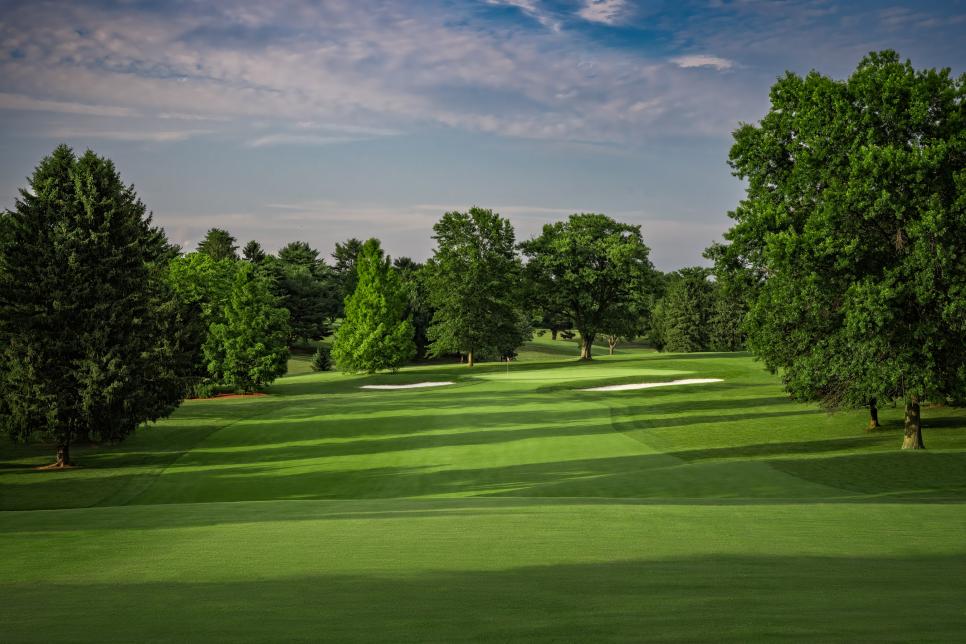 /content/dam/images/golfdigest/fullset/course-photos-for-places-to-play/carlisle-country-club-tenth-hole-9534.jpg