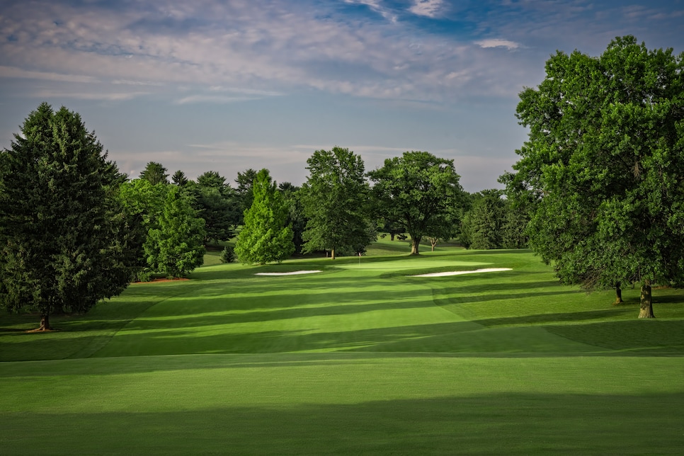 /content/dam/images/golfdigest/fullset/course-photos-for-places-to-play/carlisle-country-club-tenth-hole-9534.jpg