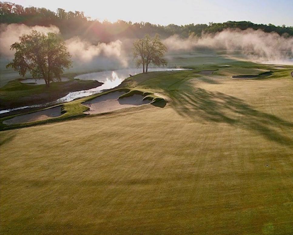 /content/dam/images/golfdigest/fullset/course-photos-for-places-to-play/cedar-rapids-country-club-iowa-2805.jpg