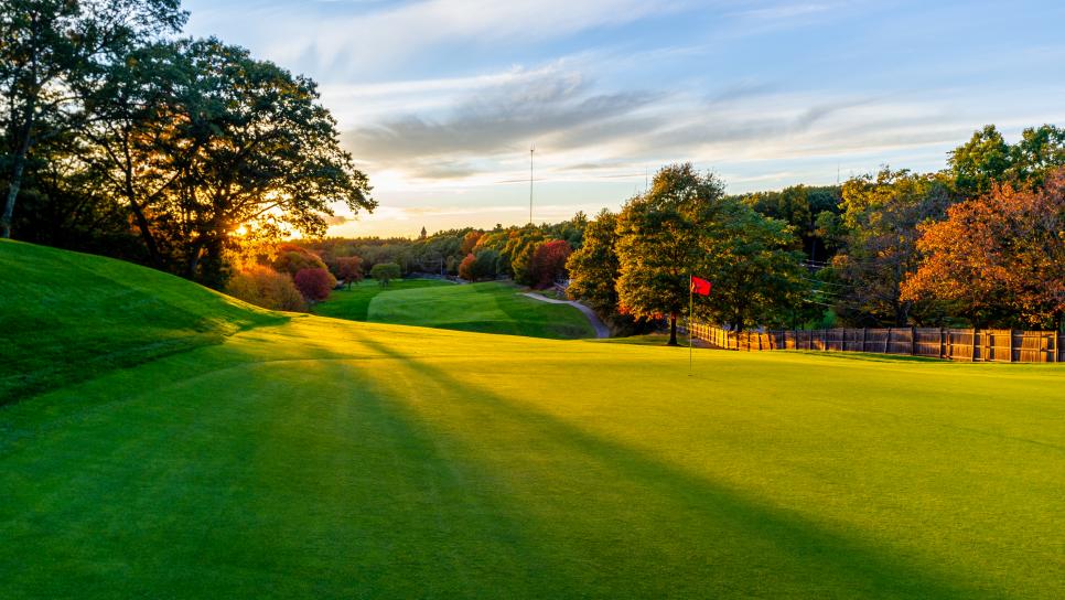 charles-river-country-club-sixteenth-hole-4656