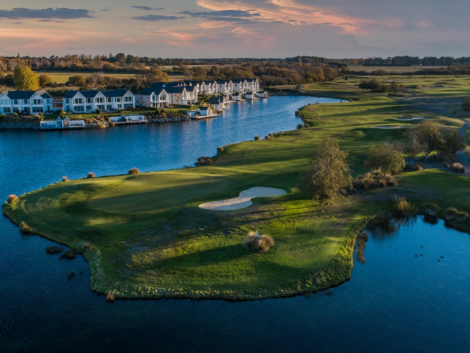 /content/dam/images/golfdigest/fullset/course-photos-for-places-to-play/clearwater-golf-club-new-zealand.jpg