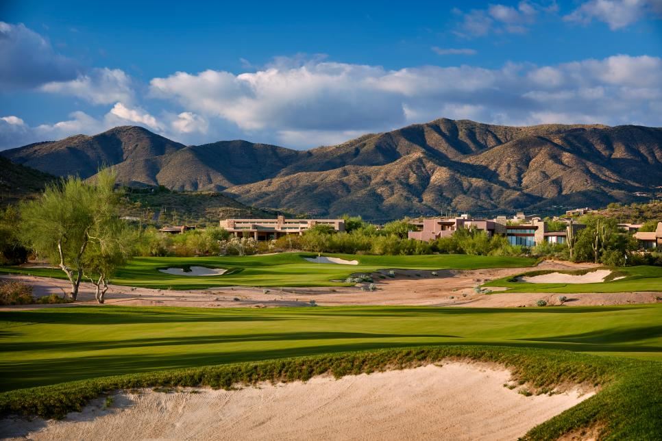 /content/dam/images/golfdigest/fullset/course-photos-for-places-to-play/desert-mountain-club-renegade-c-ninth-29772.jpg
