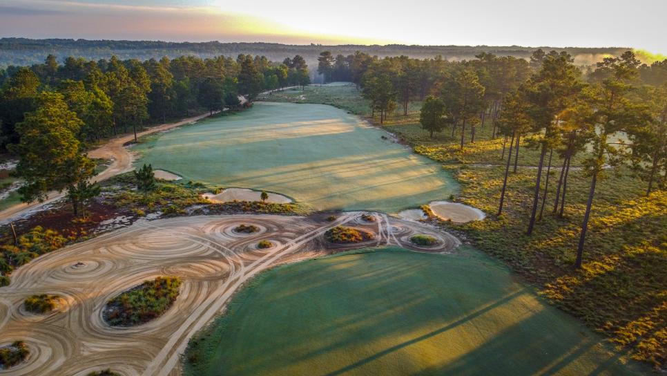 /content/dam/images/golfdigest/fullset/course-photos-for-places-to-play/dormie-club-north-carolina-eighteen-26323.jpg