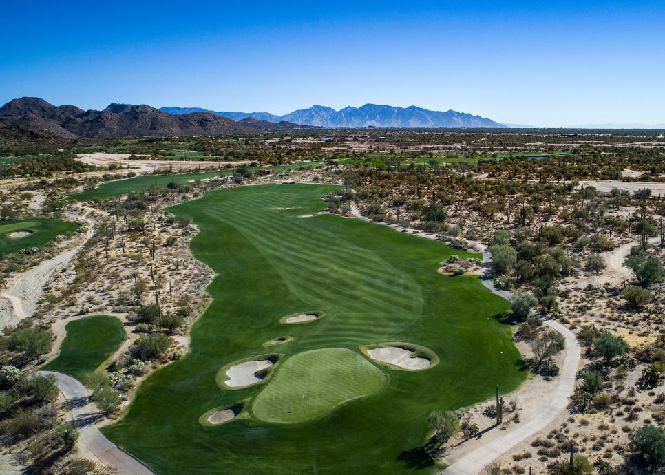 /content/dam/images/golfdigest/fullset/course-photos-for-places-to-play/dove-mountain-s5-Arizona-20157.jpg