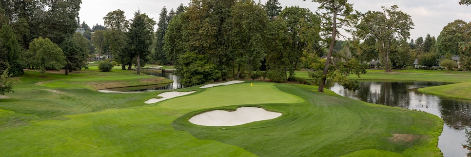 /content/dam/images/golfdigest/fullset/course-photos-for-places-to-play/eugene-country-club-sixteen-9364.jpeg