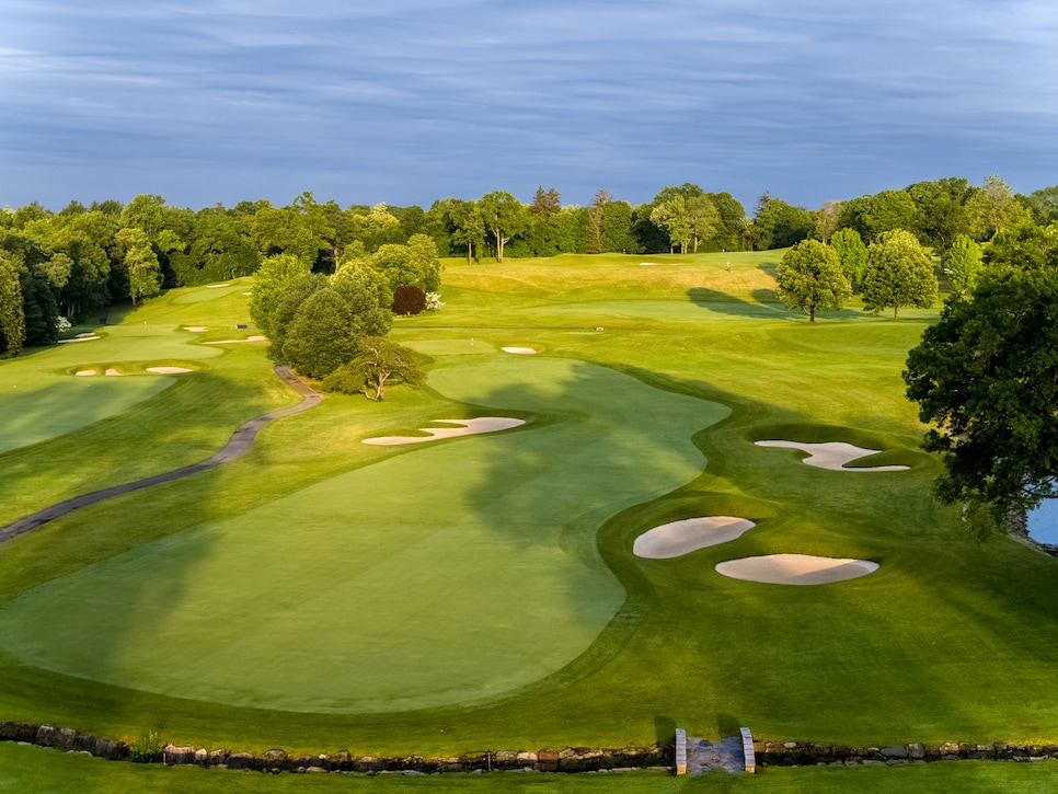 /content/dam/images/golfdigest/fullset/course-photos-for-places-to-play/fenway-golf-club-new-york-seventh-hole-7997.jpg