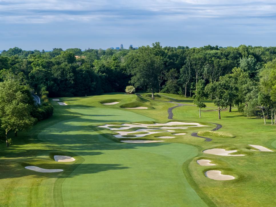 /content/dam/images/golfdigest/fullset/course-photos-for-places-to-play/fenway-golf-club-new-york-third-hole-7997.jpg